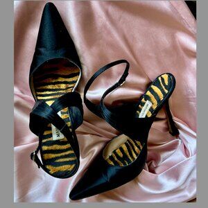 Manolo Blahnik Black Satin Point toe Ankle Tie Strap 4"Heel size36